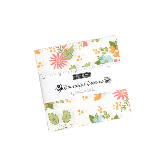 Charm Pack "Bountiful Blooms", Precuts, Patchworkstoff, Sherri & Chelsi, Moda Fabrics