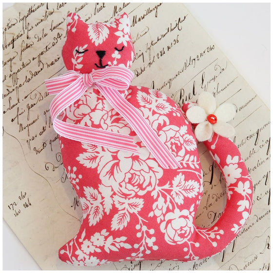 Anleitung "Blossom flower Farm Cat", Anne Sutton, Bunny Hill Designs